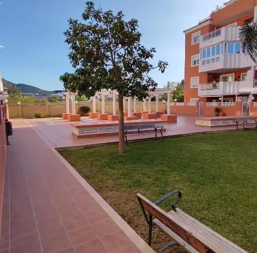 Planta Baja Con Piscina Dénia