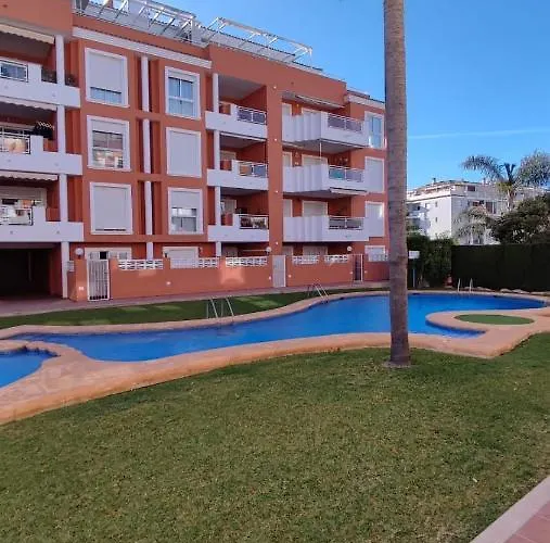 Apartamento Planta Baja Con Piscina Dénia