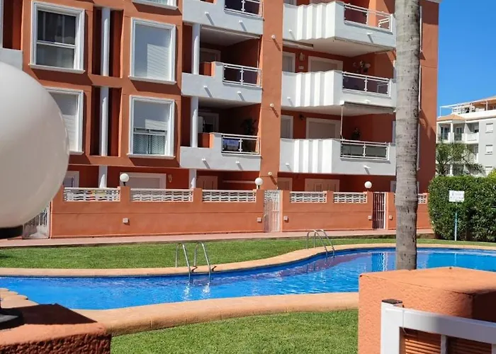 Apartamento Planta Baja Con Piscina